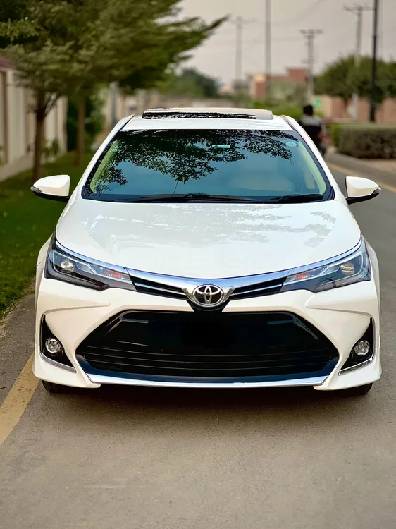 Toyota Corolla 2021 for Sale in Faisalabad Image-1