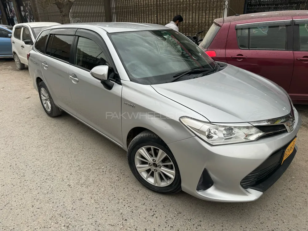 Toyota Corolla Fielder 2017 for sale in Quetta