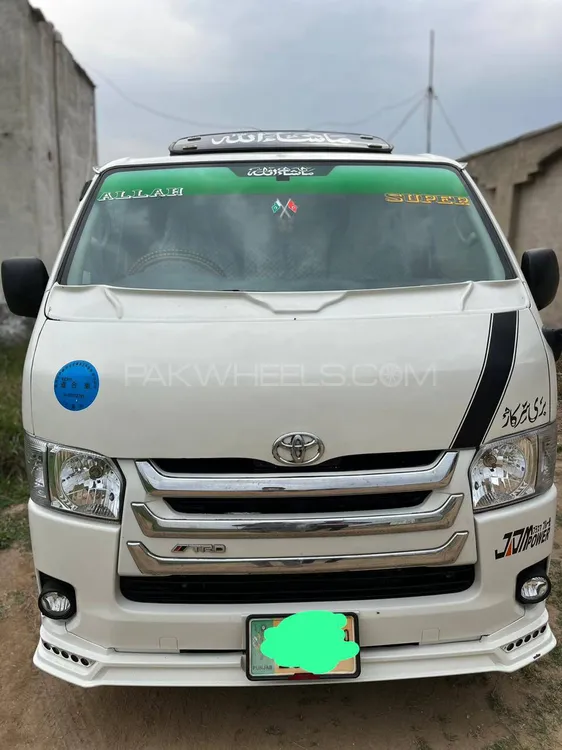 Toyota Hiace 2010 for Sale in Chakwal Image-1