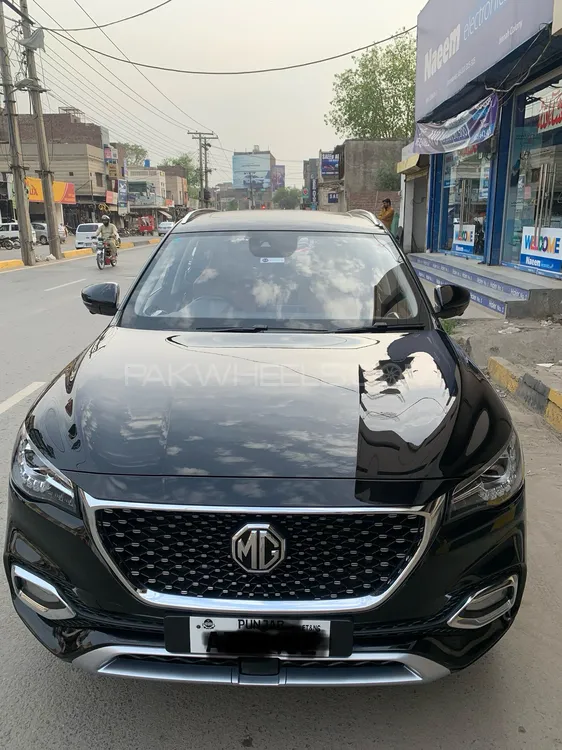 MG HS 2023 for Sale in Faisalabad Image-1