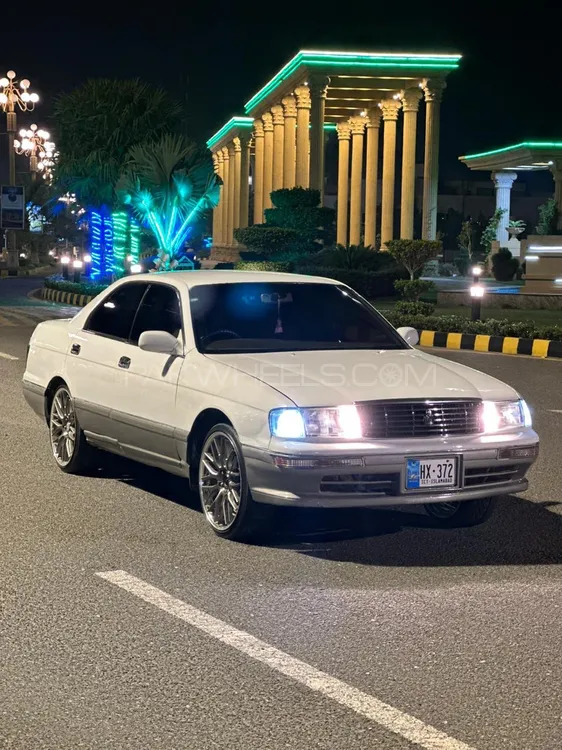 Ford Crown Victoria 1993 for Sale in Multan Image-1