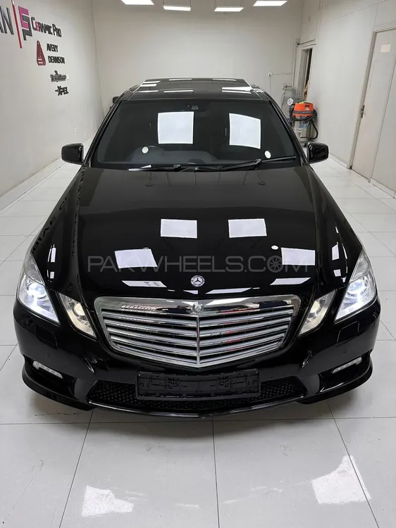 Mercedes Benz E Class 2011 for Sale in Peshawar Image-1