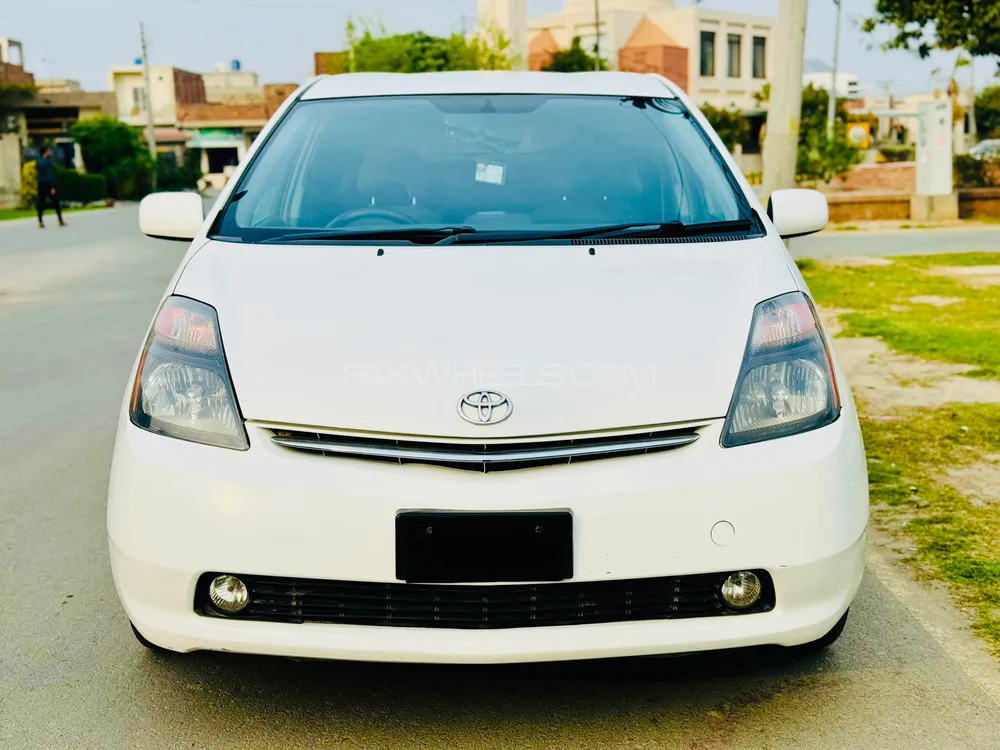 Toyota Prius 2010 for sale in Faisalabad
