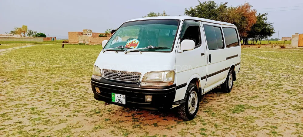 Toyota Hiace 1998 for Sale in Karak Image-1