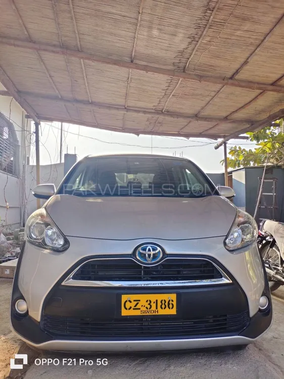 Toyota Sienta 2016 for Sale in Hyderabad Image-1
