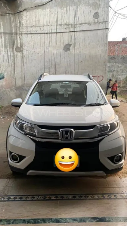 Honda BR-V 2019 for Sale in Muzaffar Gargh Image-1