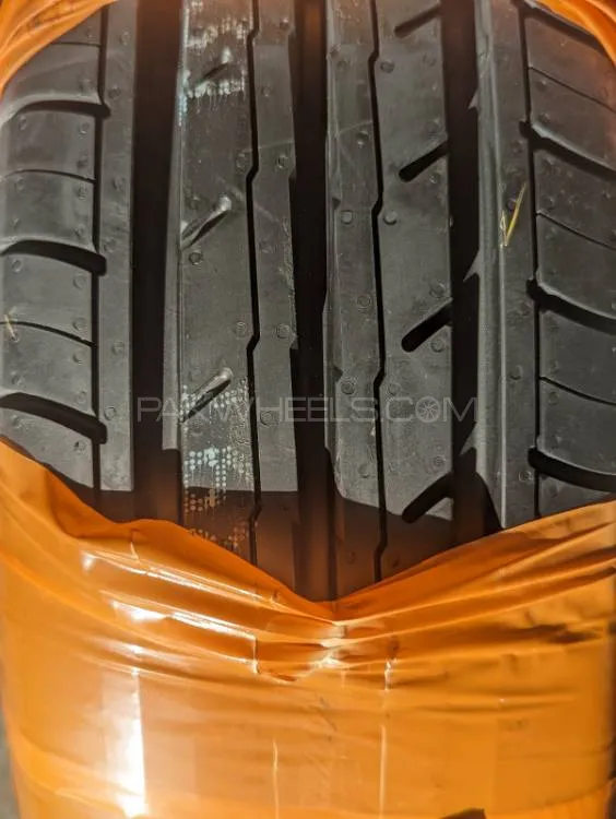 Yokohama New Tires 185/65 R15 Bluearth ES32 Yokohama New Tires 185/65 R15 Bluearth ES32 Image-3