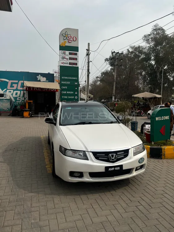 Honda Accord 2004 for Sale in Faisalabad Image-1