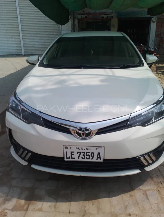 Toyota Corolla 2017 for Sale in Vehari Image-1