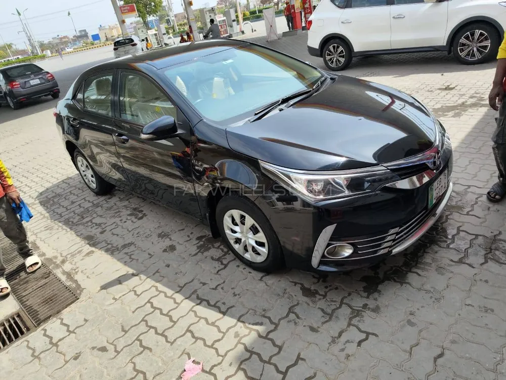Toyota Corolla 2018 for Sale in Kasur Image-1