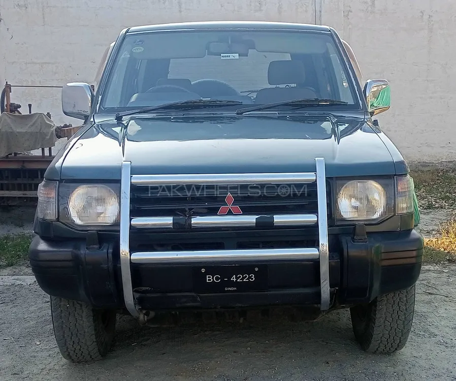 Mitsubishi Pajero 1995 for Sale in Nowshera Image-1