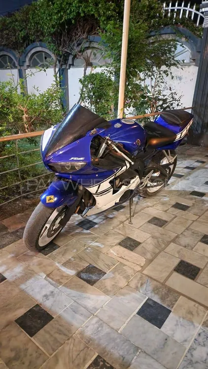Yamaha YZF-R6S 2009 for Sale Image-1