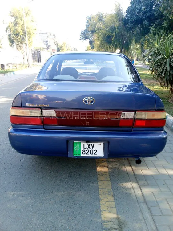 Toyota Corolla 2000 for Sale in Pattoki Image-1