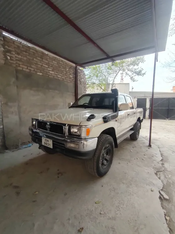 Toyota Hilux 1997 for Sale in Peshawar Image-1