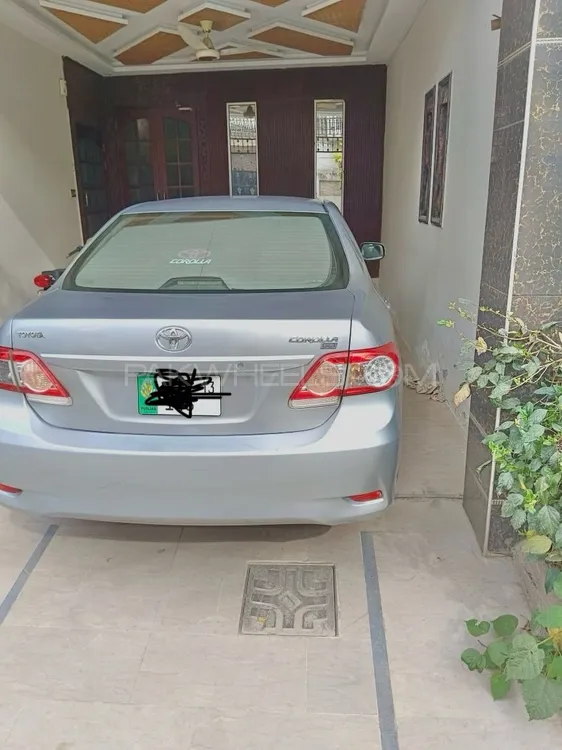 Toyota Corolla 2013 for Sale in Sialkot Image-1