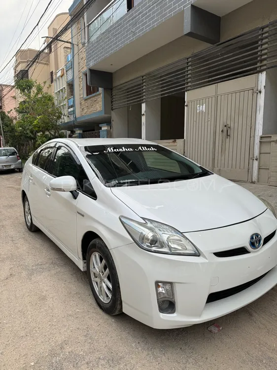 Toyota Prius 2011 for Sale in Karachi Image-1