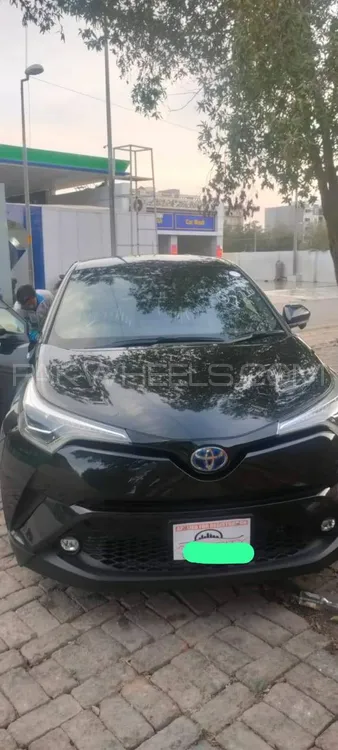 Toyota C-HR 2023 for Sale in Lahore Image-1