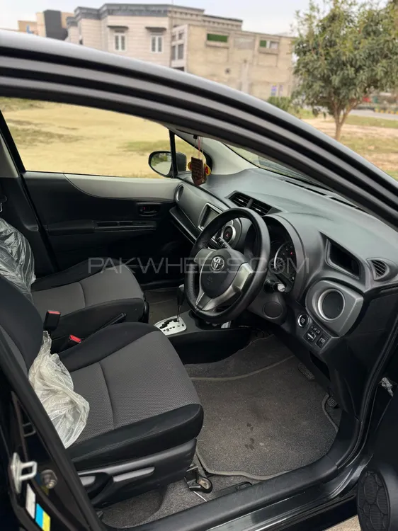 Toyota Vitz 2012 for sale in Faisalabad