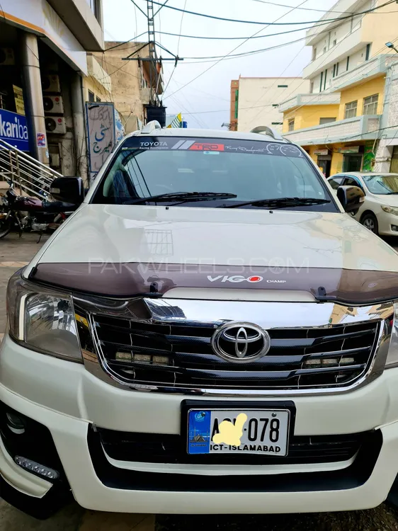 Toyota Hilux 2012 for Sale in Dadyal Ak Image-1