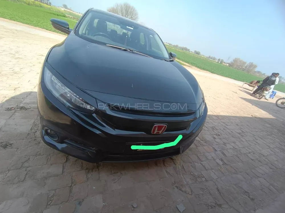 Honda Civic 2016 for Sale in Multan Image-1