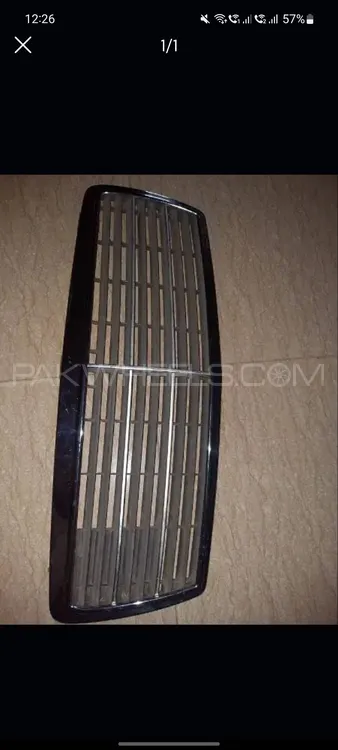 Mercedes benz c class 1998 front grill Image-1