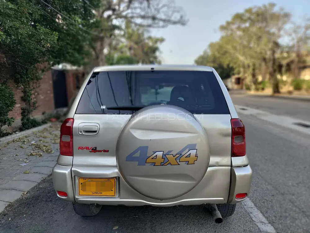 ٹویوٹا راو 4 2001 for Sale in کراچی ٹویوٹا راو 4 2001 for Sale in کراچی Image-5