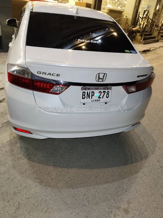 Honda Grace Hybrid 2015 for sale in Quetta