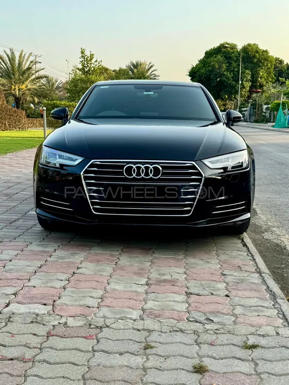 Audi A4 2016 for sale in Lahore