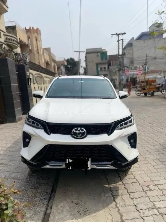 Toyota Fortuner 2022 for Sale in Sialkot Image-1