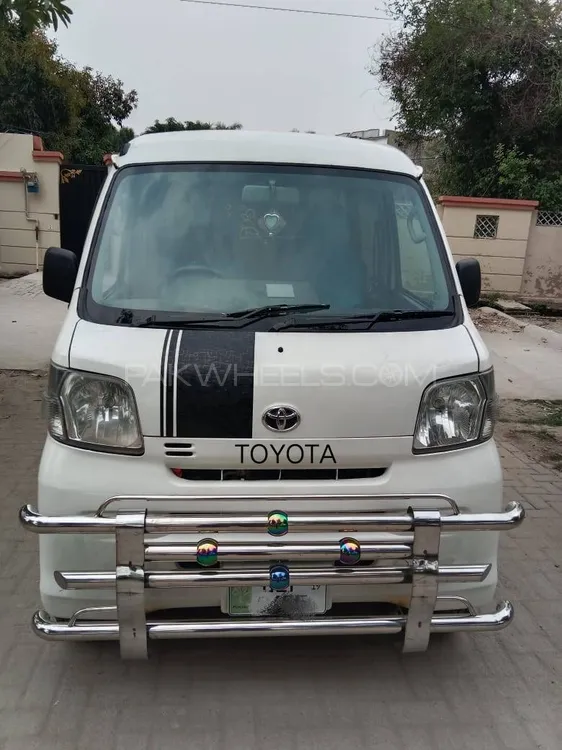 Toyota Pixis Van 2014 for Sale in Gujrat Image-1