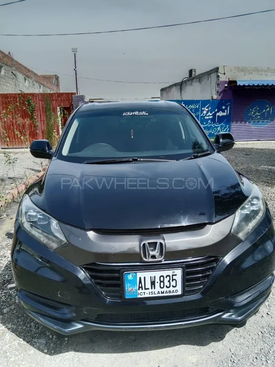 Honda Vezel 2014 for Sale in Akora khattak Image-1