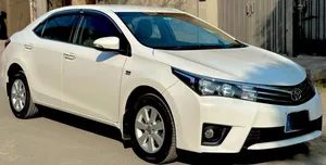 Toyota Corolla Altis CVT-i 1.8 2014 for Sale