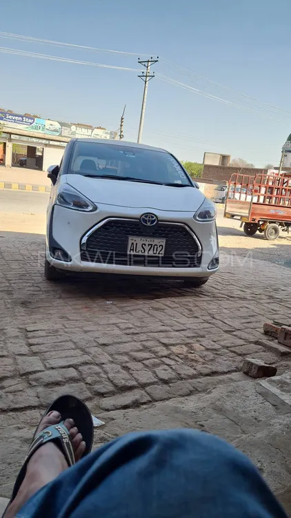 Toyota Sienta 2019 for sale in Jhelum