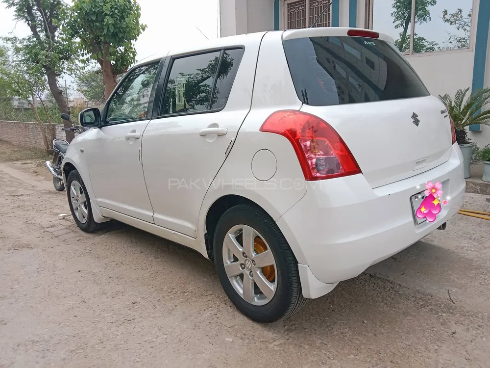 Suzuki Swift 2013 for sale in Gujrat