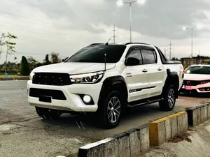 Toyota Hilux Revo G Automatic 2.8 2018 for Sale