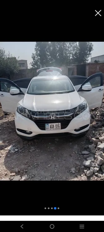 Honda Vezel 2014 for Sale in Islamabad Image-1