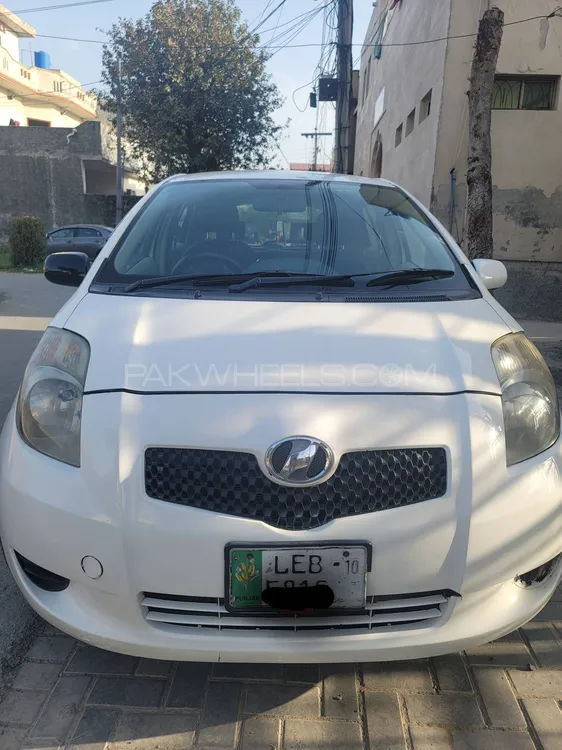 Toyota Vitz 2006 for Sale in Lahore Image-1