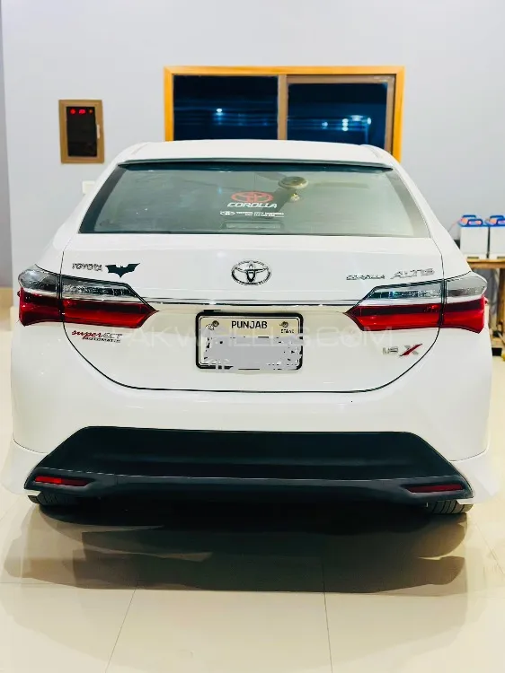 Toyota Corolla 2021 for Sale in Vehari Image-1