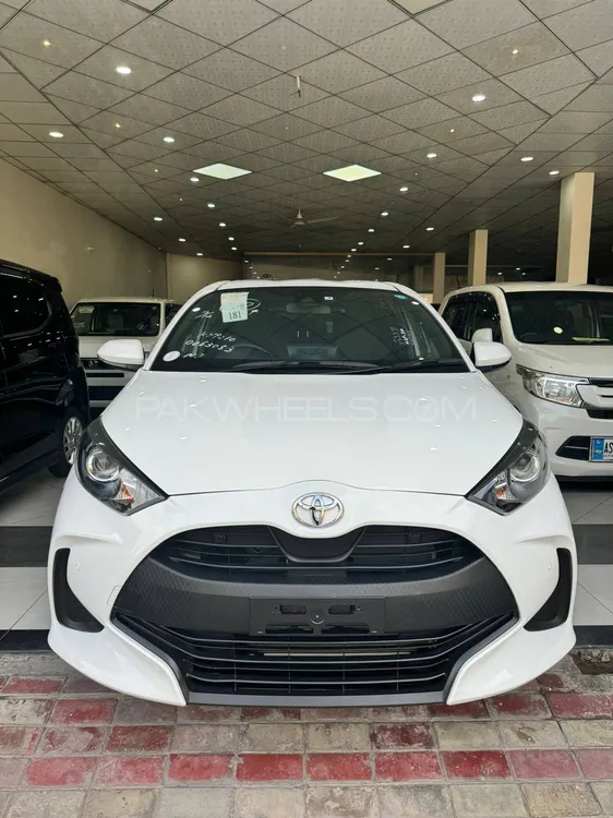 Toyota Yaris Hatchback 2022 for Sale in Multan Image-1