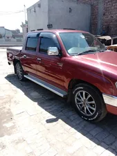 Toyota Hilux 2000 for Sale