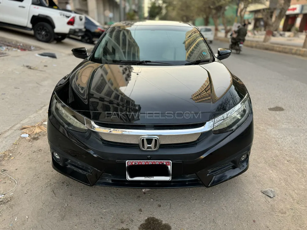 ہونڈا سِوک 2018 for Sale in کراچی Image-1