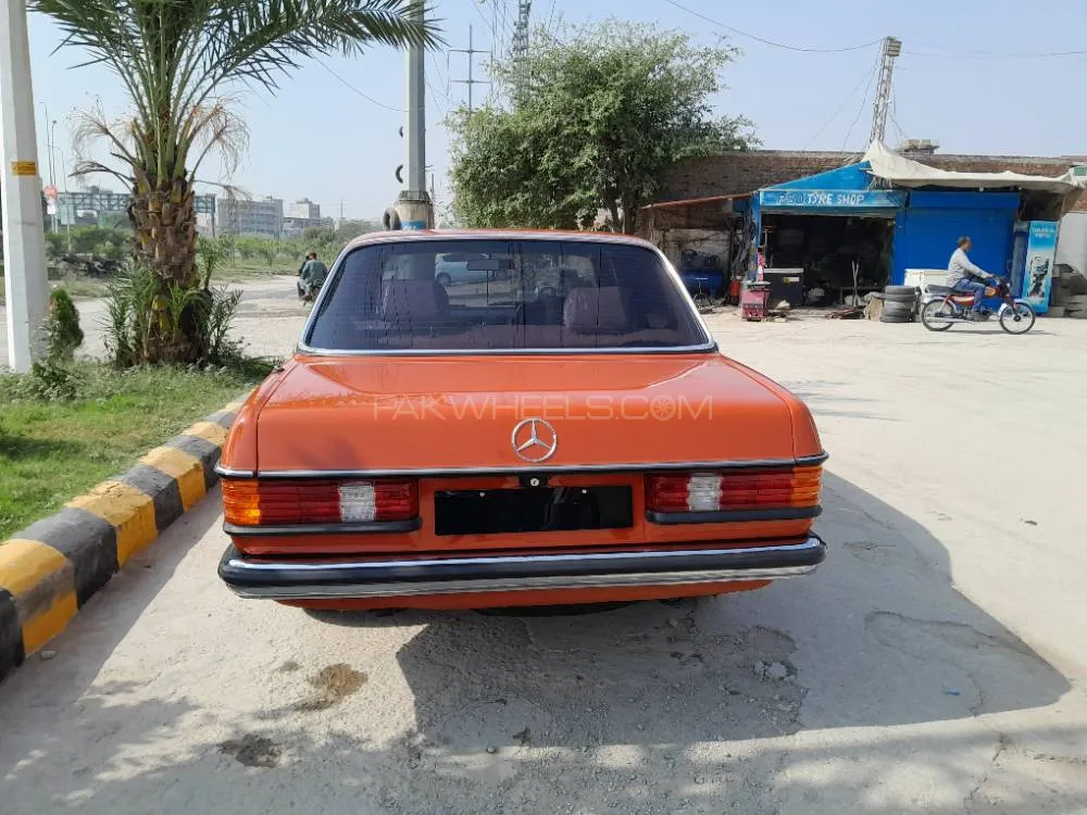 Mercedes Benz E Class 1982 for sale in Rawalpindi