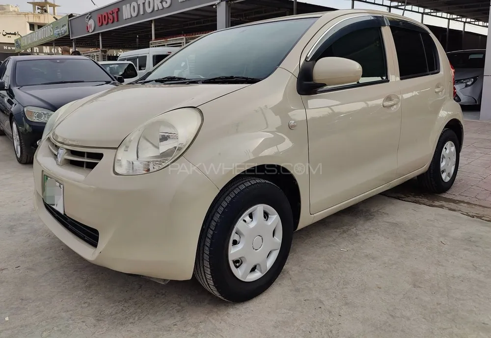 Toyota Passo 2011 for sale in Peshawar