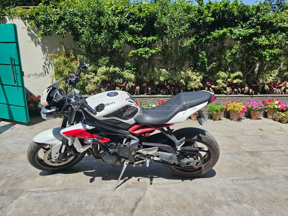 ٹریومف Street Triple R 2014 for Sale ٹریومف Street Triple R 2014 for Sale Image-4