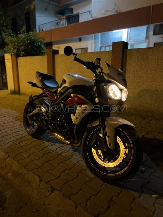 ٹریومف Street Triple R 2014 for Sale ٹریومف Street Triple R 2014 for Sale Image-8