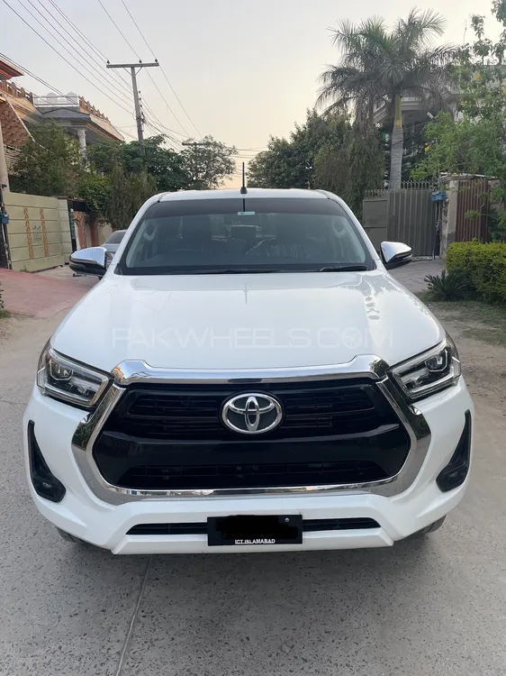 Toyota Hilux 2021 for Sale in Sargodha Image-1