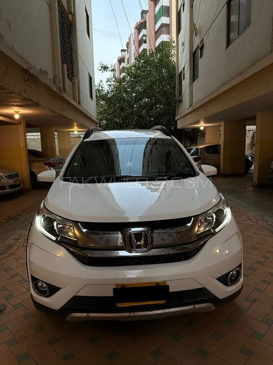Honda BR-V 2017 for Sale in Nawabshah Image-1