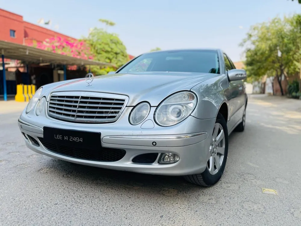 Mercedes Benz E Class 2006 for Sale in Faisalabad Image-1