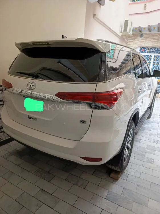 Toyota Fortuner 2020 for Sale in Attock Image-1