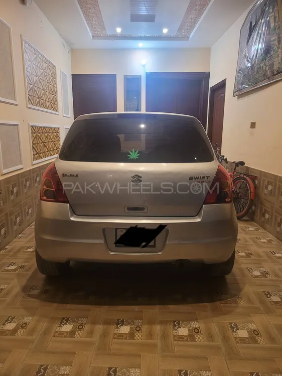 Suzuki Swift 2011 for sale in Sialkot